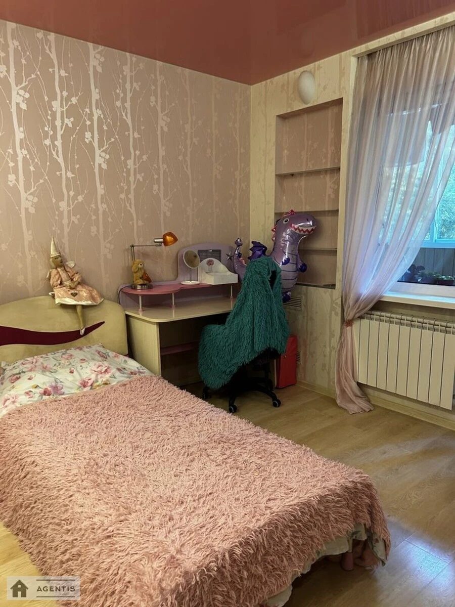 Сдам квартиру 2 комнаты, 55 m², 1 эт./16 этажей. 17, Європейського Союзу просп., Киев. 