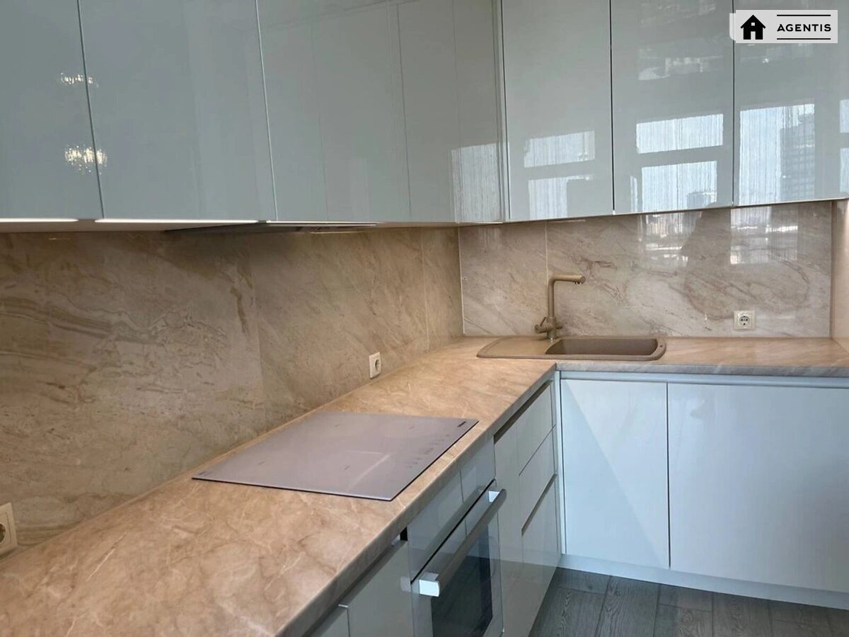 Сдам квартиру 1 комната, 50 m², 16 эт./25 этажей. 33, Митрополита Василя Липківського вул. (Урицького), Киев. 