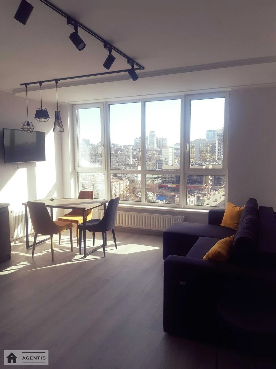 Apartment for rent 2 rooms, 55 m², 13th fl./30 floors. 5, Beresteyskyy prosp. Peremohy, Kyiv. 