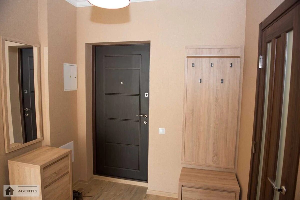 Сдам квартиру 2 комнаты, 50 m², 18 эт./26 этажей. 2, Осокорская 2, Киев. 