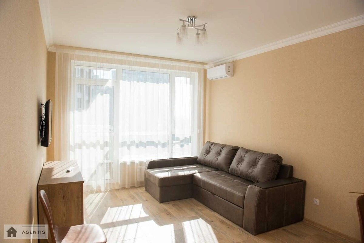 Apartment for rent 2 rooms, 50 m², 18th fl./26 floors. 2, Osokorska 2, Kyiv. 