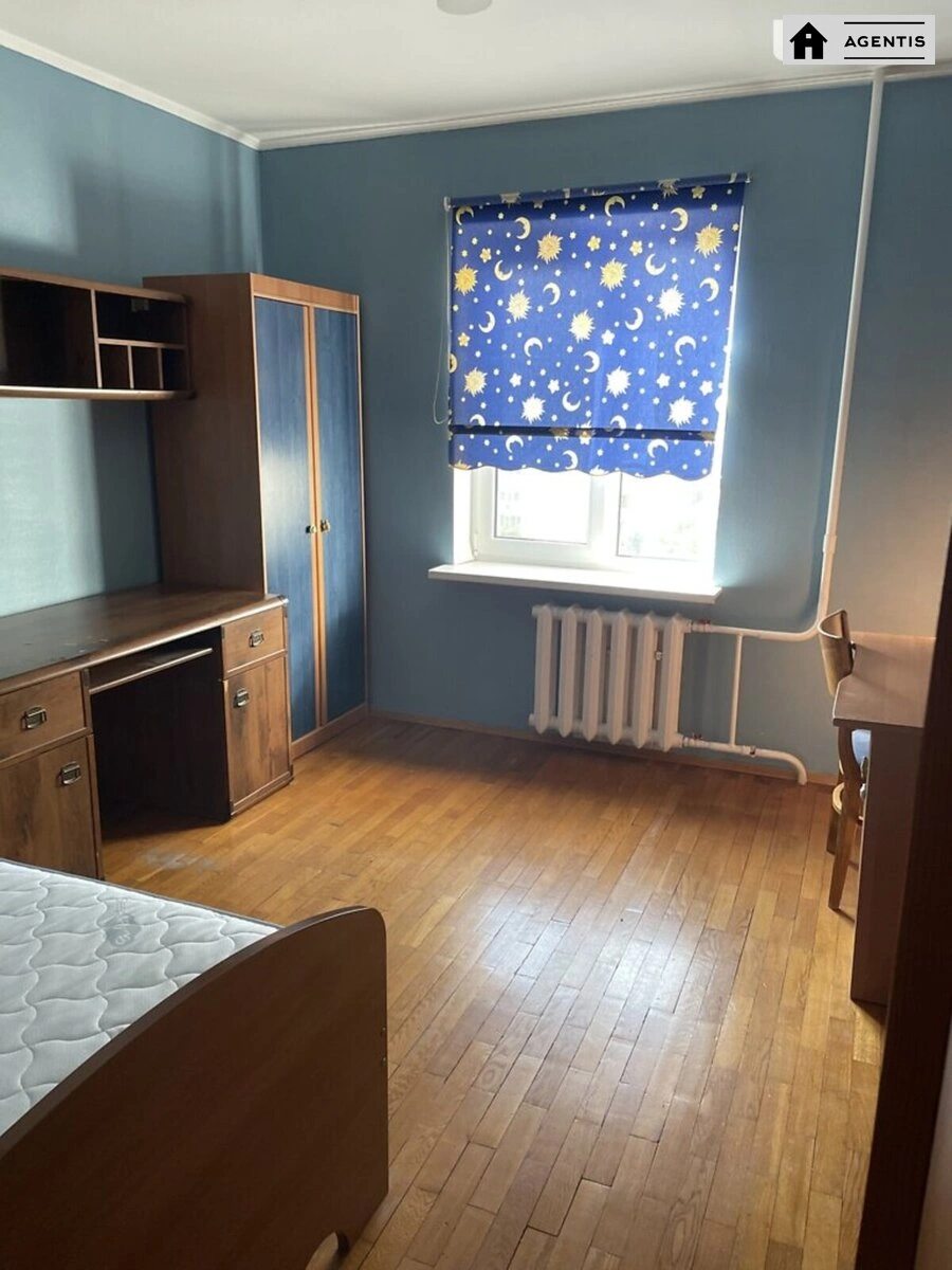 Здам квартиру 3 кімнати, 95 m², 7 пов./16 поверхів. Вишняківська, Київ. 