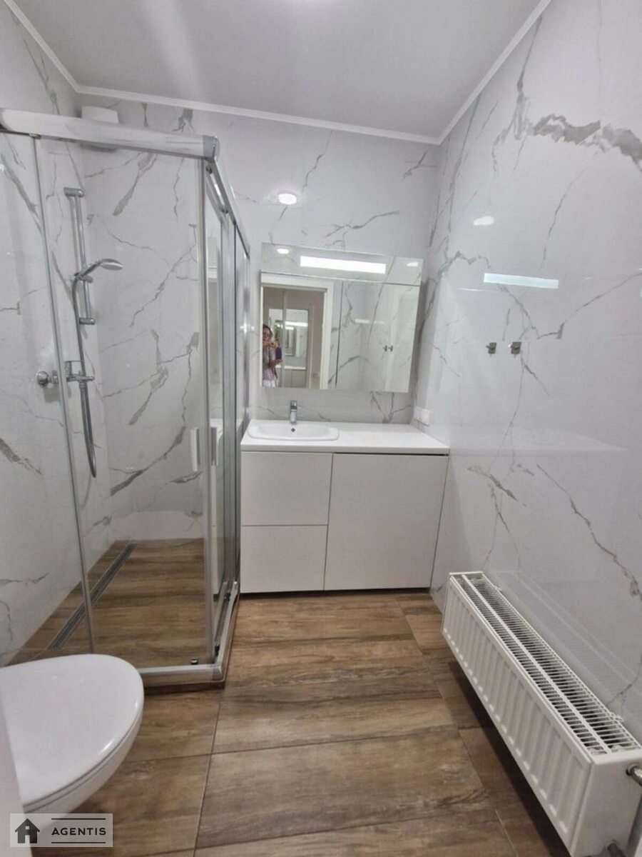 Здам квартиру 1 кімната, 41 m², 3 пов./8 поверхів. 4, Теремківська 4, Київ. 