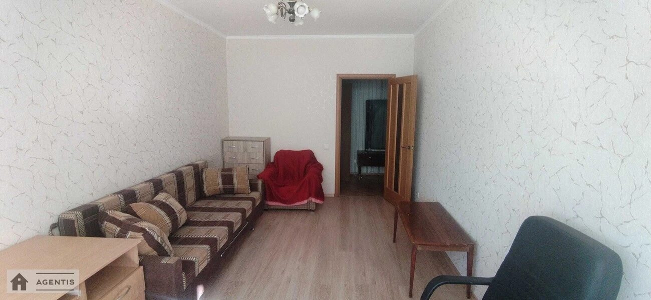 Сдам квартиру 1 комната, 43 m², 9 эт./21 этаж. 8, Єлизавети Чавдар вул., Киев. 