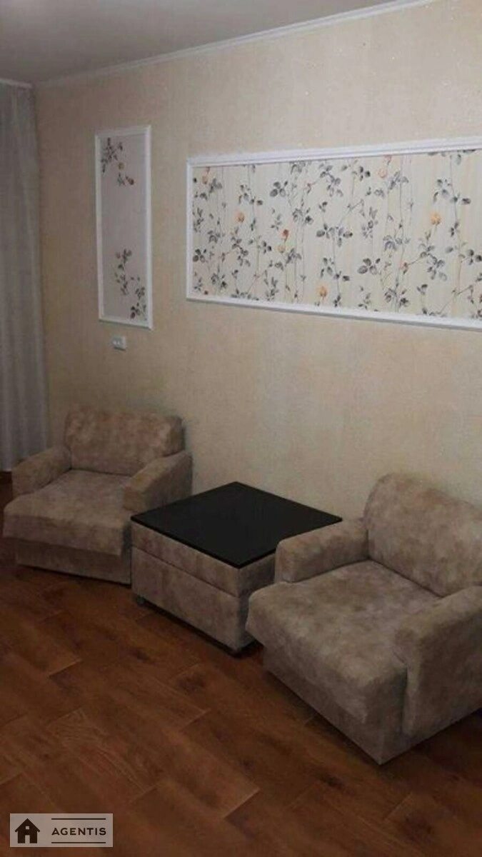 Apartment for rent 2 rooms, 76 m², 22nd fl./25 floors. Serhiya Danchenka vul., Kyiv. 