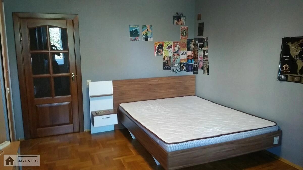 Apartment for rent 3 rooms, 110 m², 4th fl./18 floors. 37, Mykhayla Kotelnykova vul., Kyiv. 