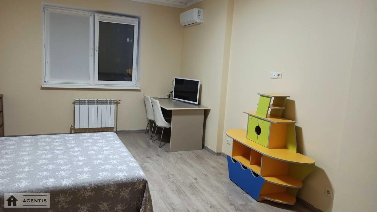 Здам квартиру 2 кімнати, 75 m², 17 пов./25 поверхів. 3, Юрія Кондратюка вул., Київ. 