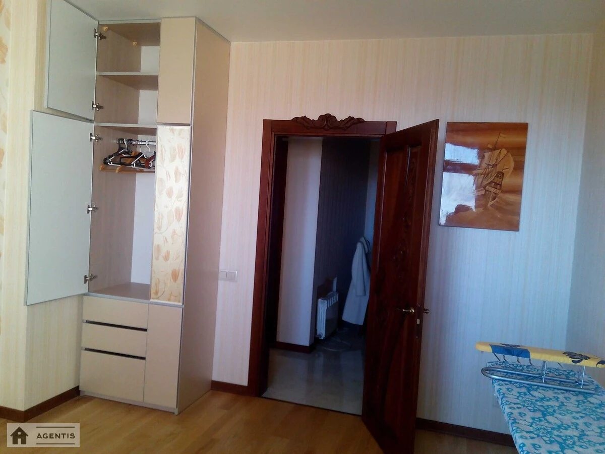 Apartment for rent 3 rooms, 110 m², 15th fl./21 floors. 69, Nauky 69, Kyiv. 