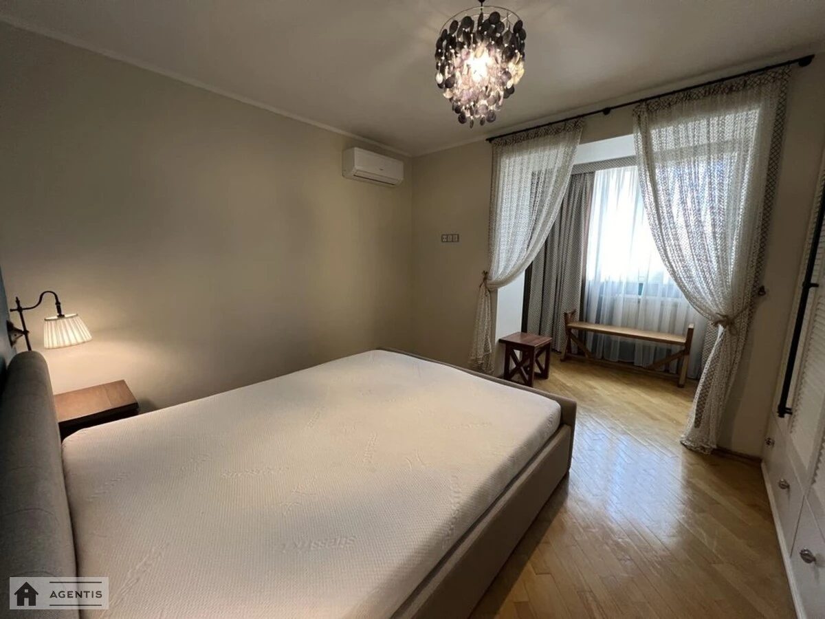 Apartment for rent 3 rooms, 75 m², 8th fl./16 floors. 18, Volodymyra Ivasyuka prosp. Heroyiv Stalinhrada, Kyiv. 