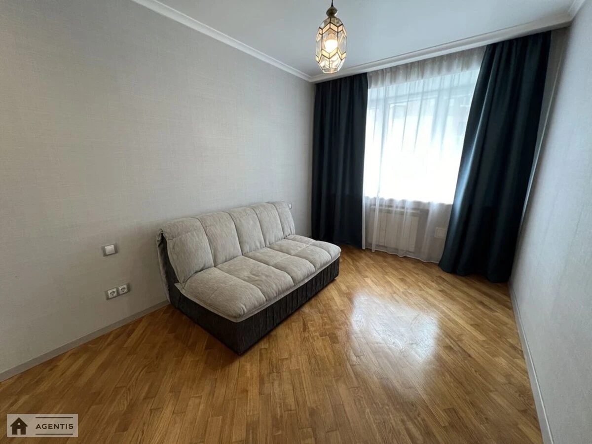 Apartment for rent 3 rooms, 75 m², 8th fl./16 floors. 18, Volodymyra Ivasyuka prosp. Heroyiv Stalinhrada, Kyiv. 