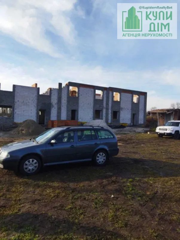 Продаж будинку 90 m², 3 поверхи. Садова улица, Кропивницький. 