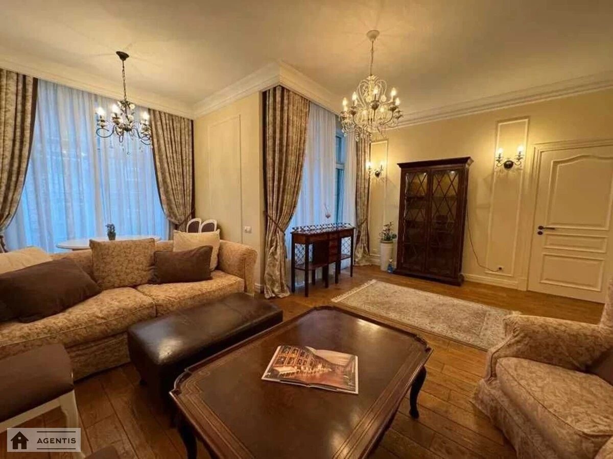 Apartment for rent 3 rooms, 122 m², 7th fl./10 floors. 47, Buslivska 47, Kyiv. 