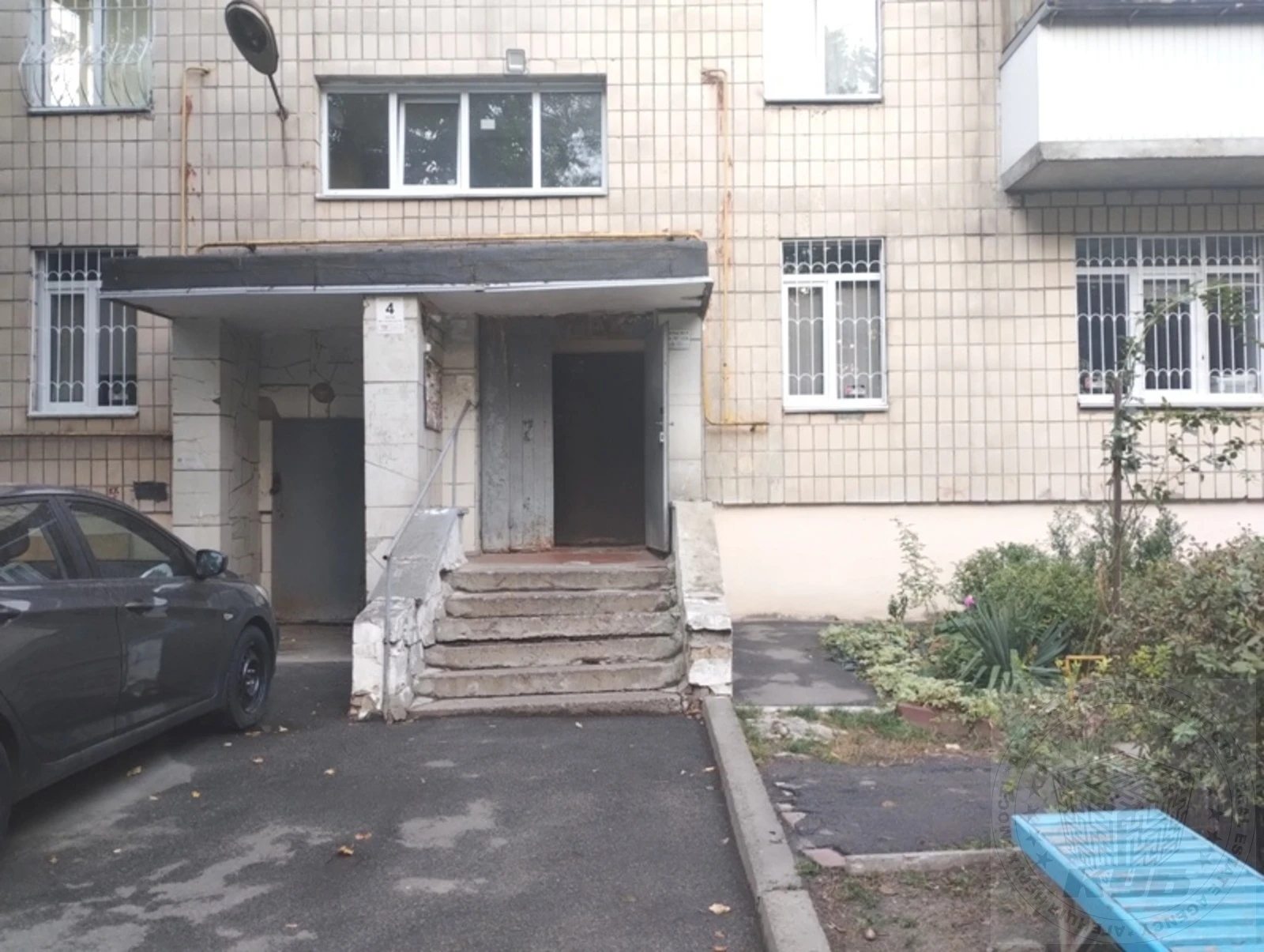 Apartments for sale 1 room, 40 m², 9th fl./9 floors. 1, Lvivska 1, Kyiv. 