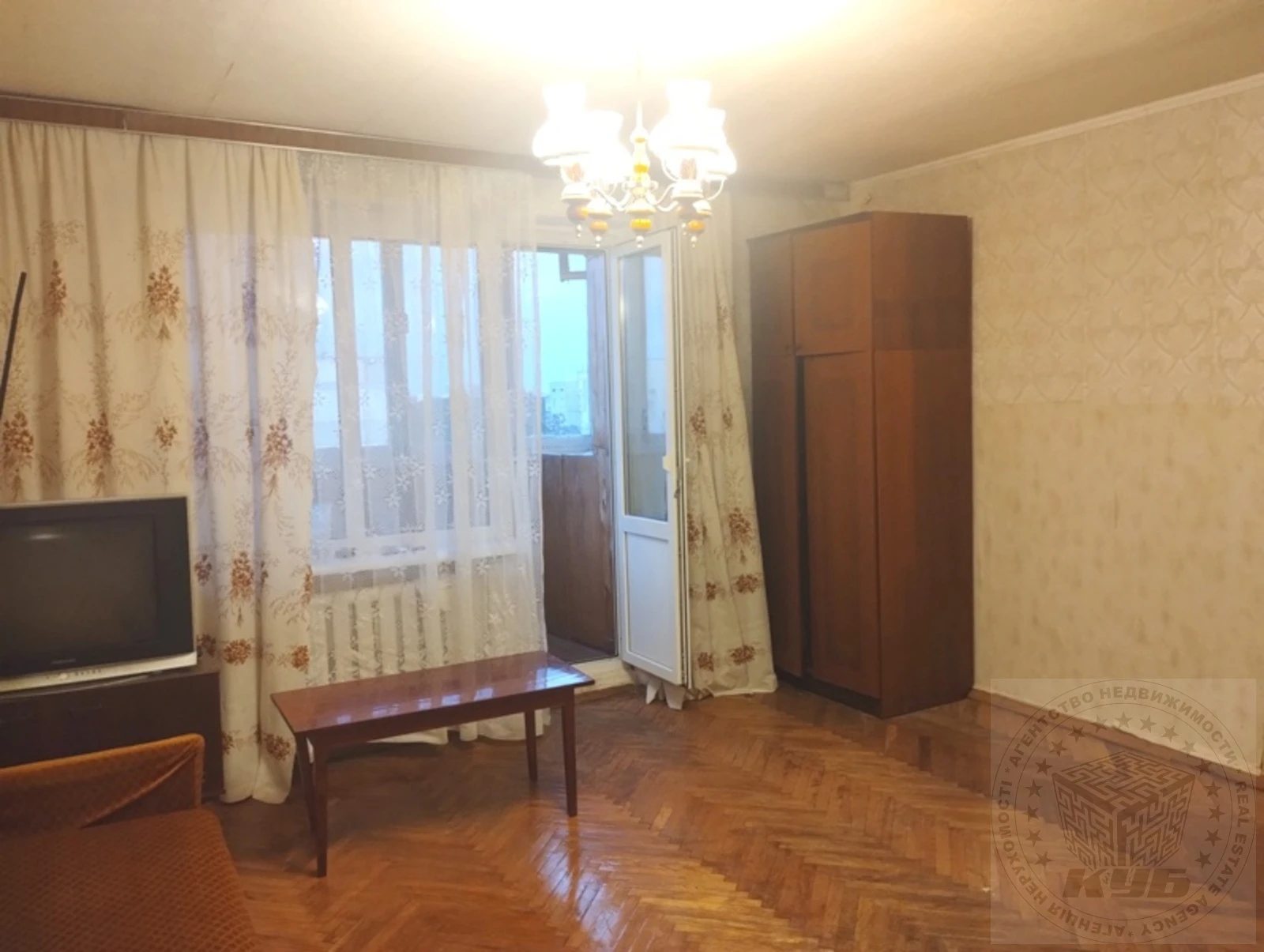 Apartments for sale 1 room, 40 m², 9th fl./9 floors. 1, Lvivska 1, Kyiv. 