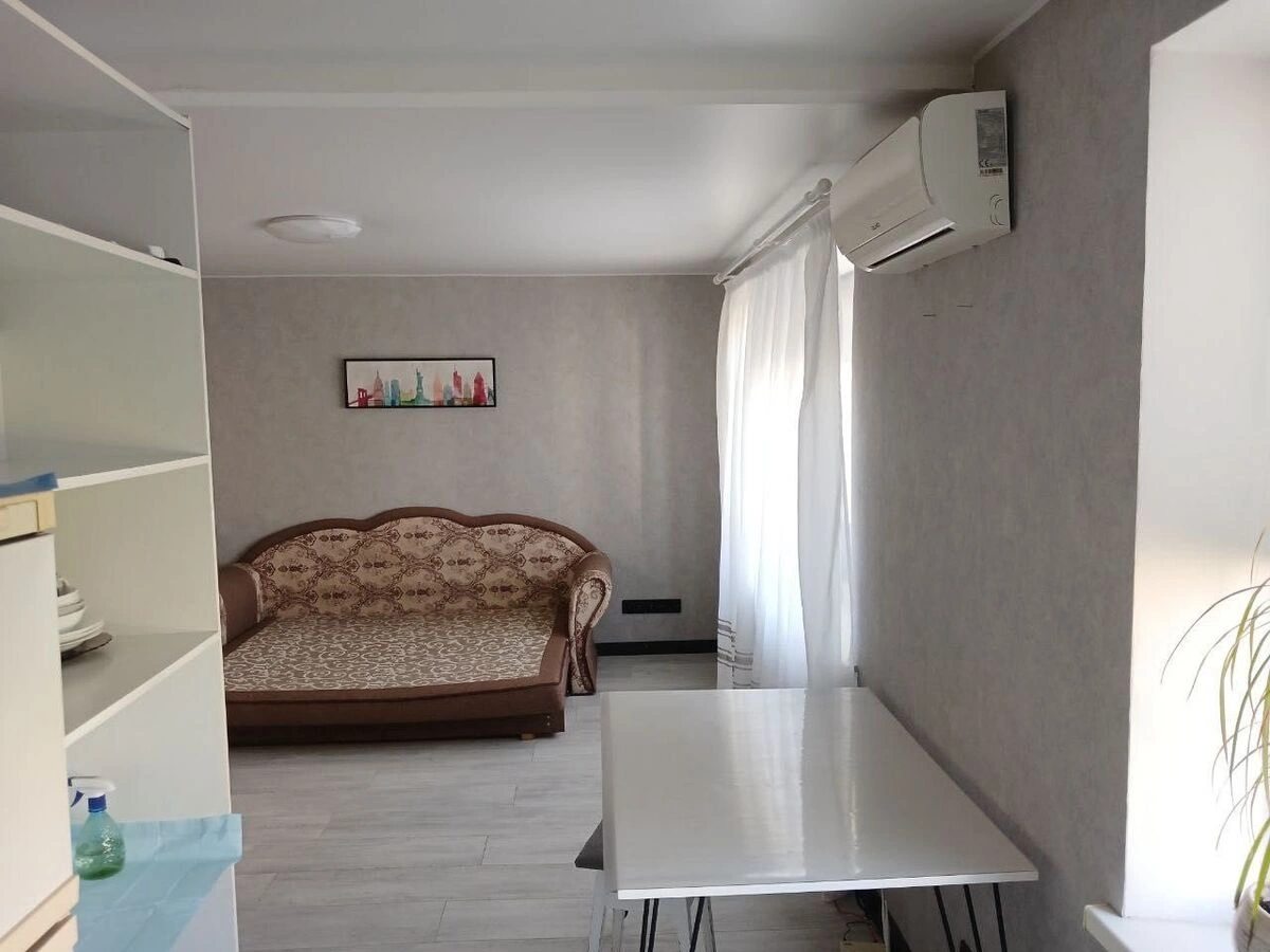 Apartments for sale 1 room, 29 m², 5th fl./9 floors. Фортечний (кіровський), Kropyvnytskyy. 