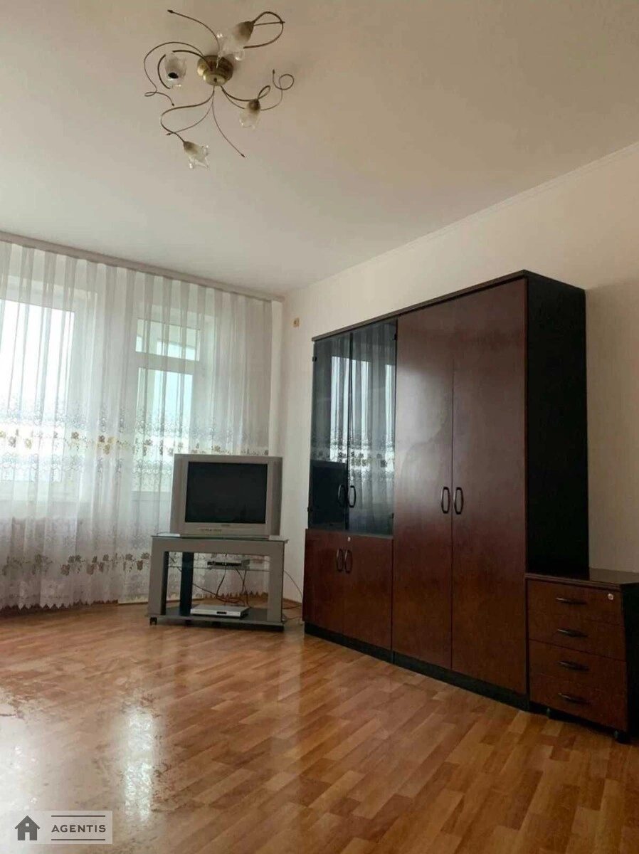 Apartment for rent 2 rooms, 60 m², 20th fl./24 floors. Holosiyivskyy rayon, Kyiv. 