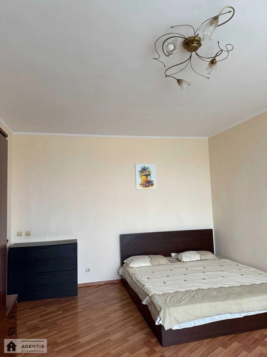 Сдам квартиру 2 комнаты, 60 m², 20 эт./24 этажа. Голосеевский район, Киев. 