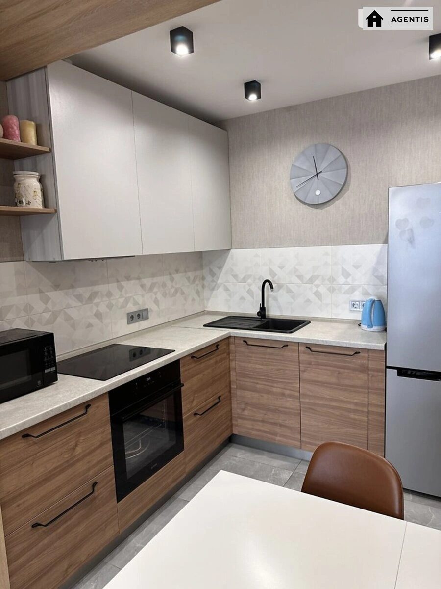 Сдам квартиру 2 комнаты, 50 m², 19 эт./24 этажа. 2, Заречная 2, Киев. 