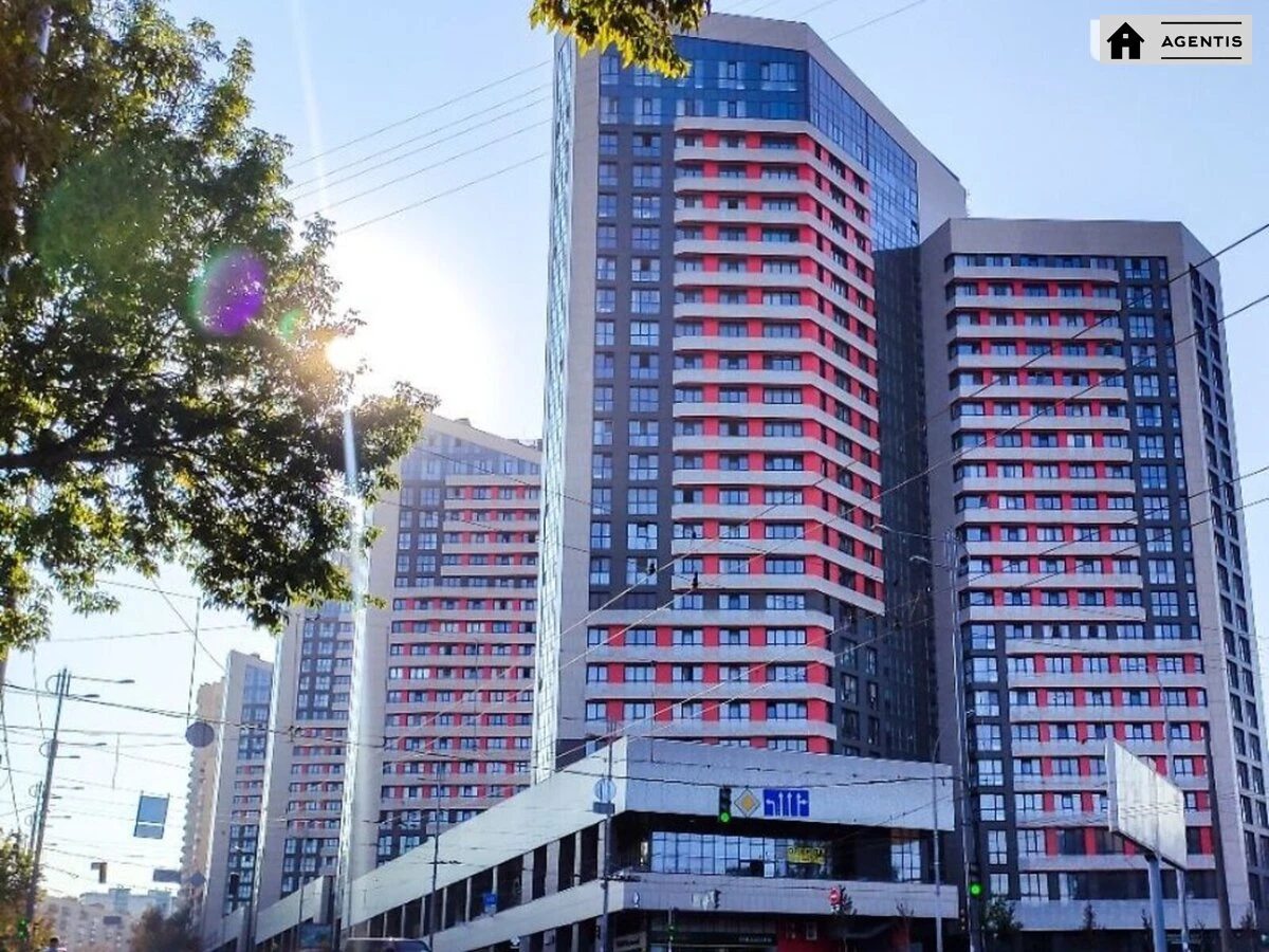 Apartment for rent 3 rooms, 67 m², 16th fl./27 floors. Mytropolyta Vasylya Lypkivskoho vul. Urytskoho, Kyiv. 