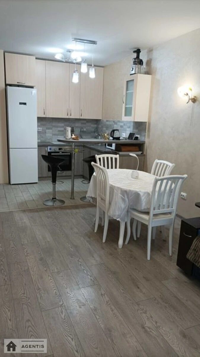 Сдам квартиру 1 комната, 49 m², 14 эт./22 этажа. 2, Осокорская 2, Киев. 