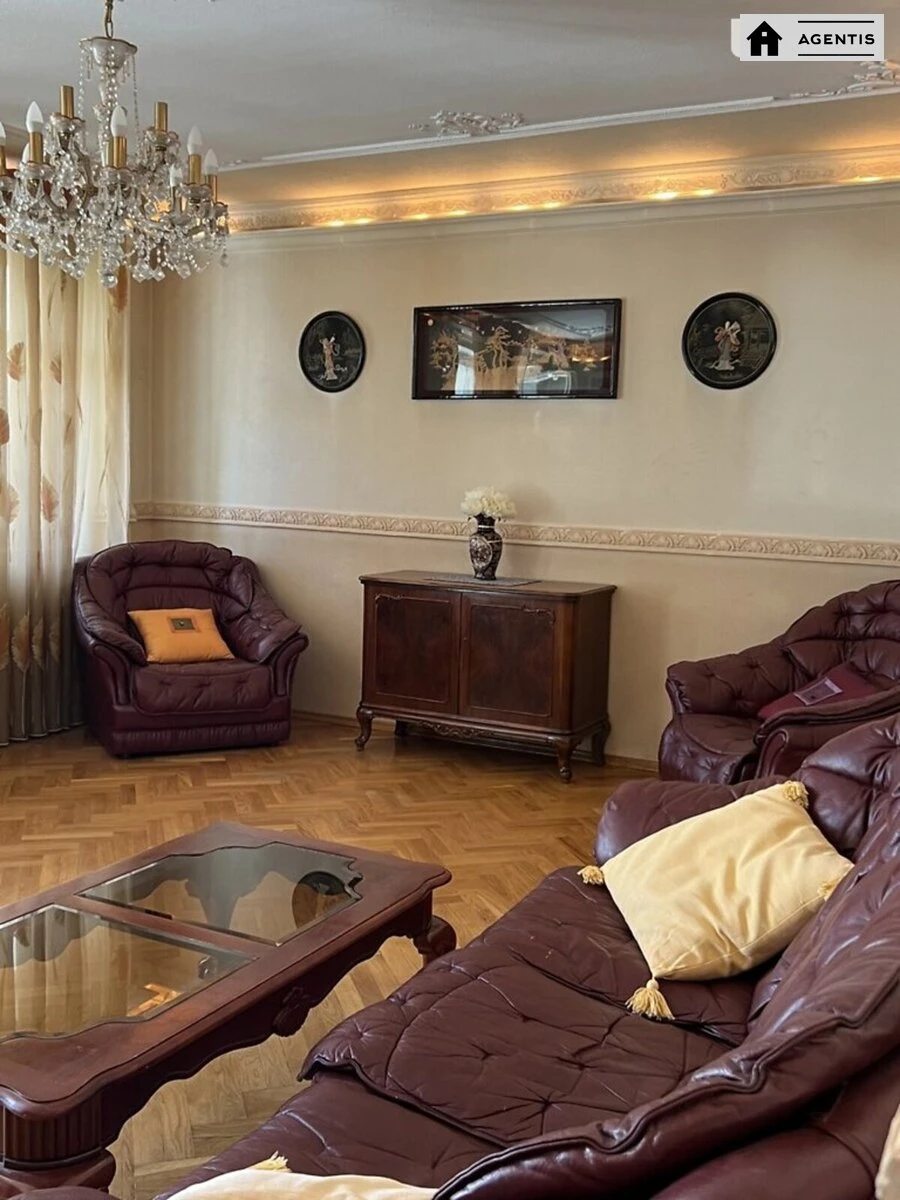 Apartment for rent 2 rooms, 79 m², 6th fl./9 floors. Feodosiyska 4, Kyiv. 