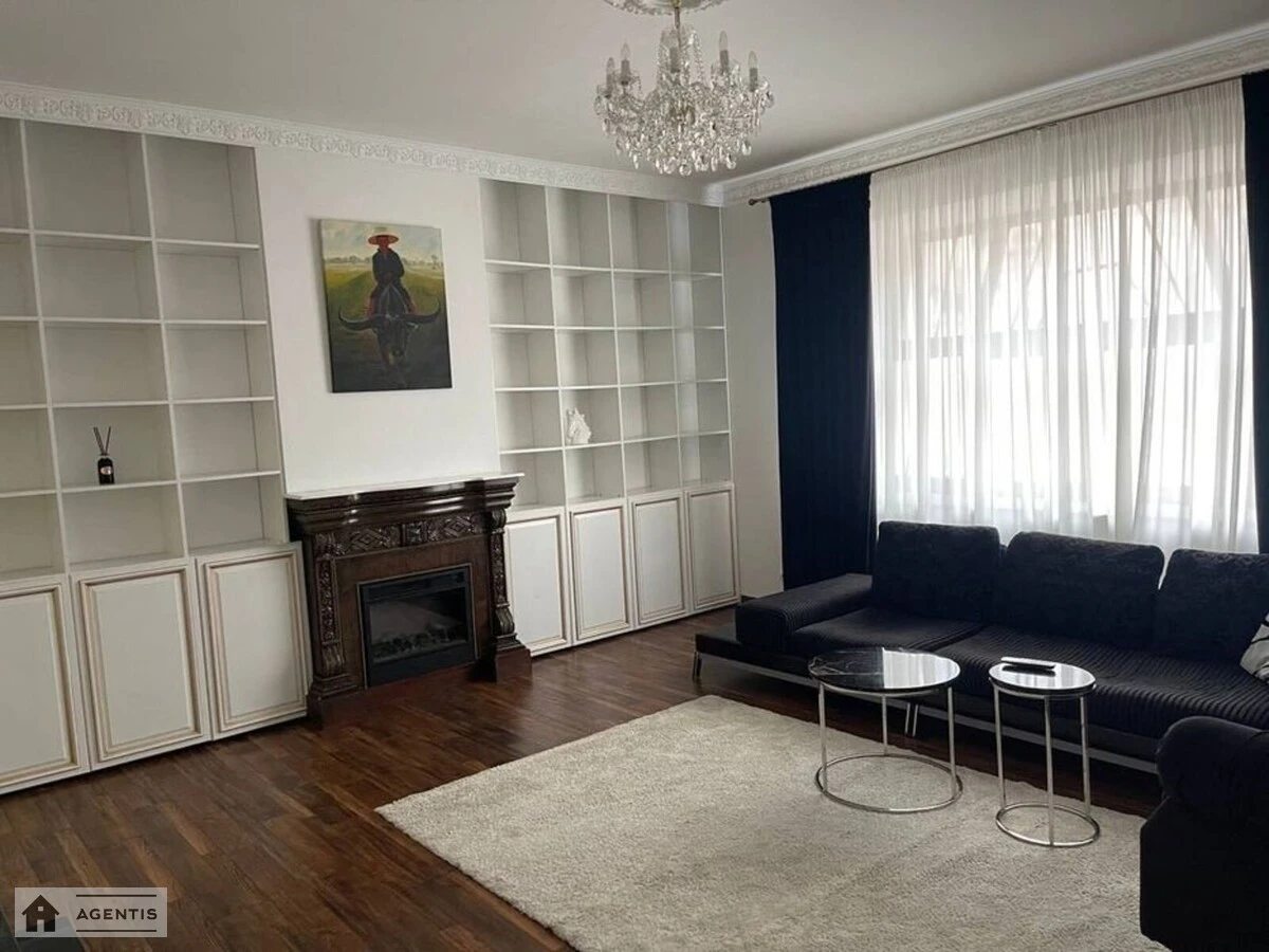 Apartment for rent 3 rooms, 136 m², 3rd fl./4 floors. Podilskyy rayon, Kyiv. 