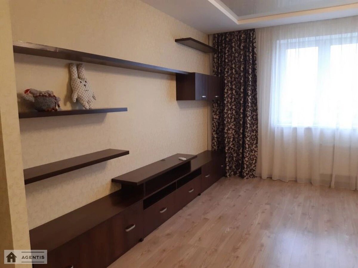 Apartment for rent 3 rooms, 130 m², 11th fl./25 floors. 69, Alishera Navoyi prosp., Kyiv. 