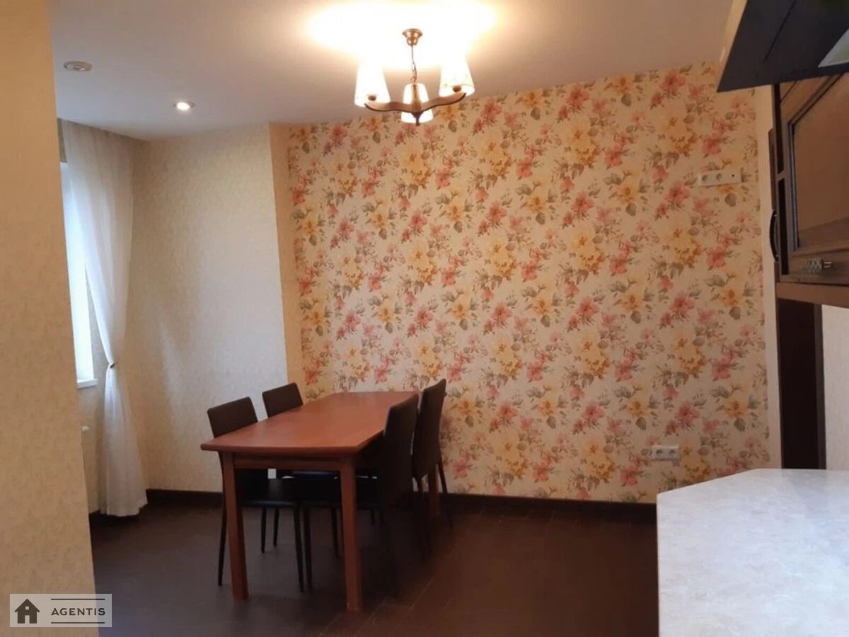 Apartment for rent 3 rooms, 130 m², 11th fl./25 floors. 69, Alishera Navoyi prosp., Kyiv. 