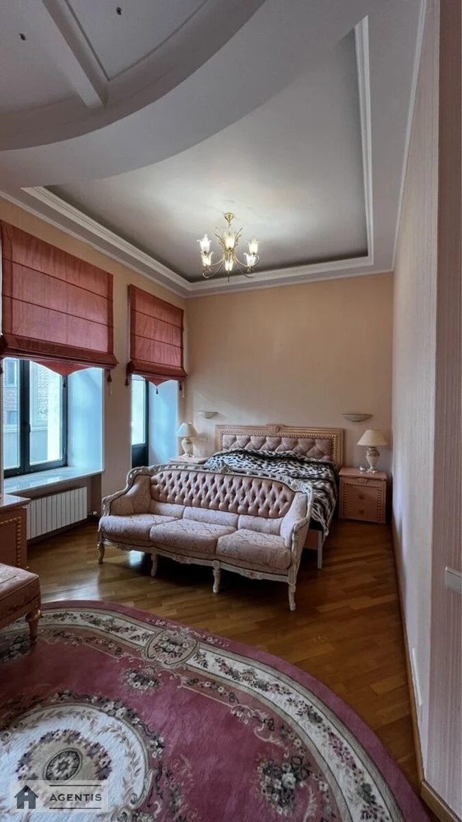 Apartment for rent 4 rooms, 190 m², 2nd fl./7 floors. 25, Velika Zhytomirska 25, Kyiv. 