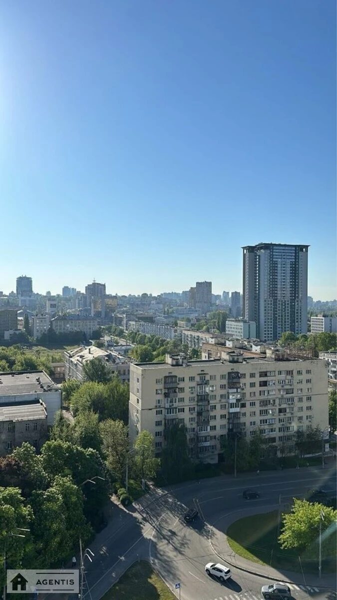 Apartment for rent 2 rooms, 56 m², 14th fl./16 floors. Vyacheslava Chornovola vul., Kyiv. 