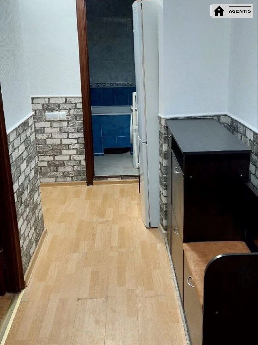 Здам квартиру 2 кімнати, 55 m², 8 пов./16 поверхів. 6, Тростянецька 6, Київ. 