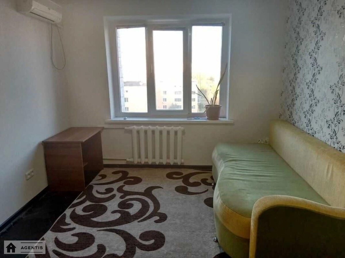 Сдам квартиру 2 комнаты, 43 m², 8 эт./9 этажей. 2, Северная 2, Киев. 