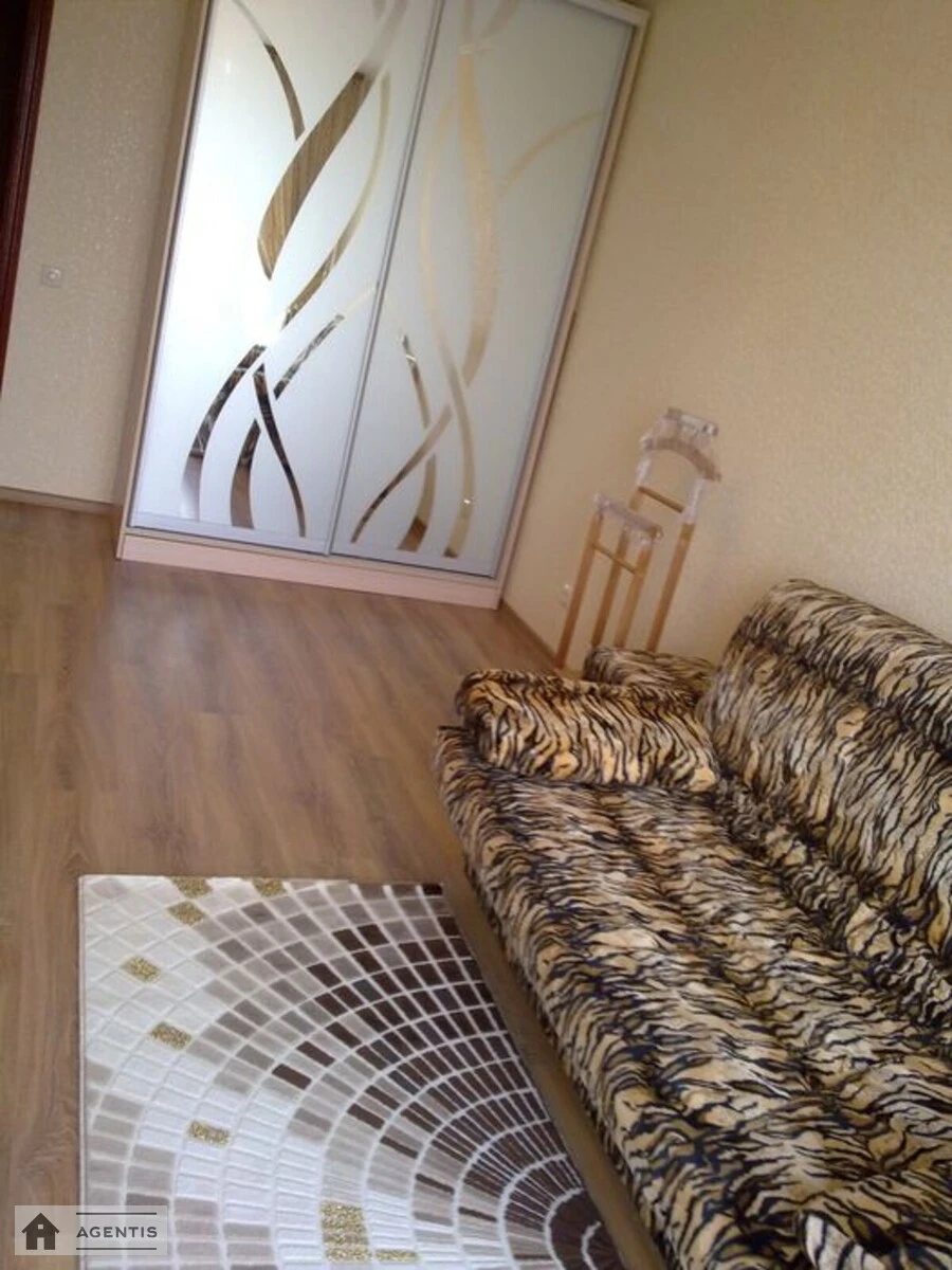 Apartment for rent 1 room, 38 m², 8th fl./16 floors. Andriya Malyshka vul., Kyiv. 