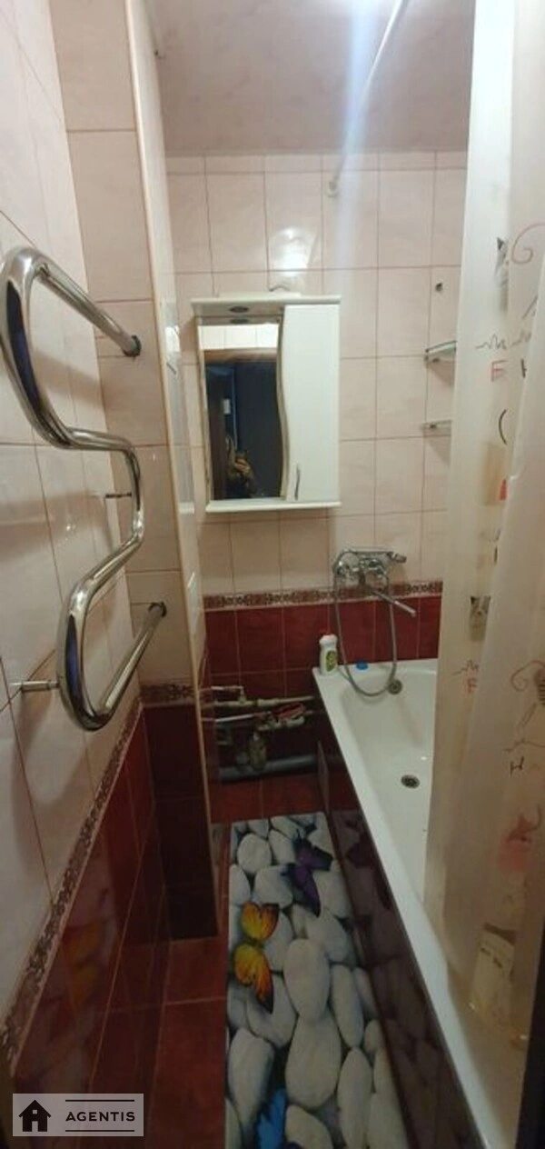 Здам квартиру 1 кімната, 35 m², 2 пов./9 поверхів. Гната Юри вул., Київ. 