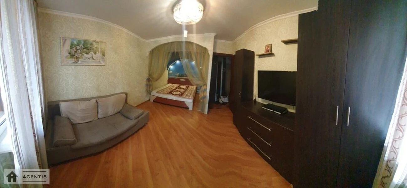 Apartment for rent 1 room, 35 m², 2nd fl./9 floors. Hnata Yury vul., Kyiv. 