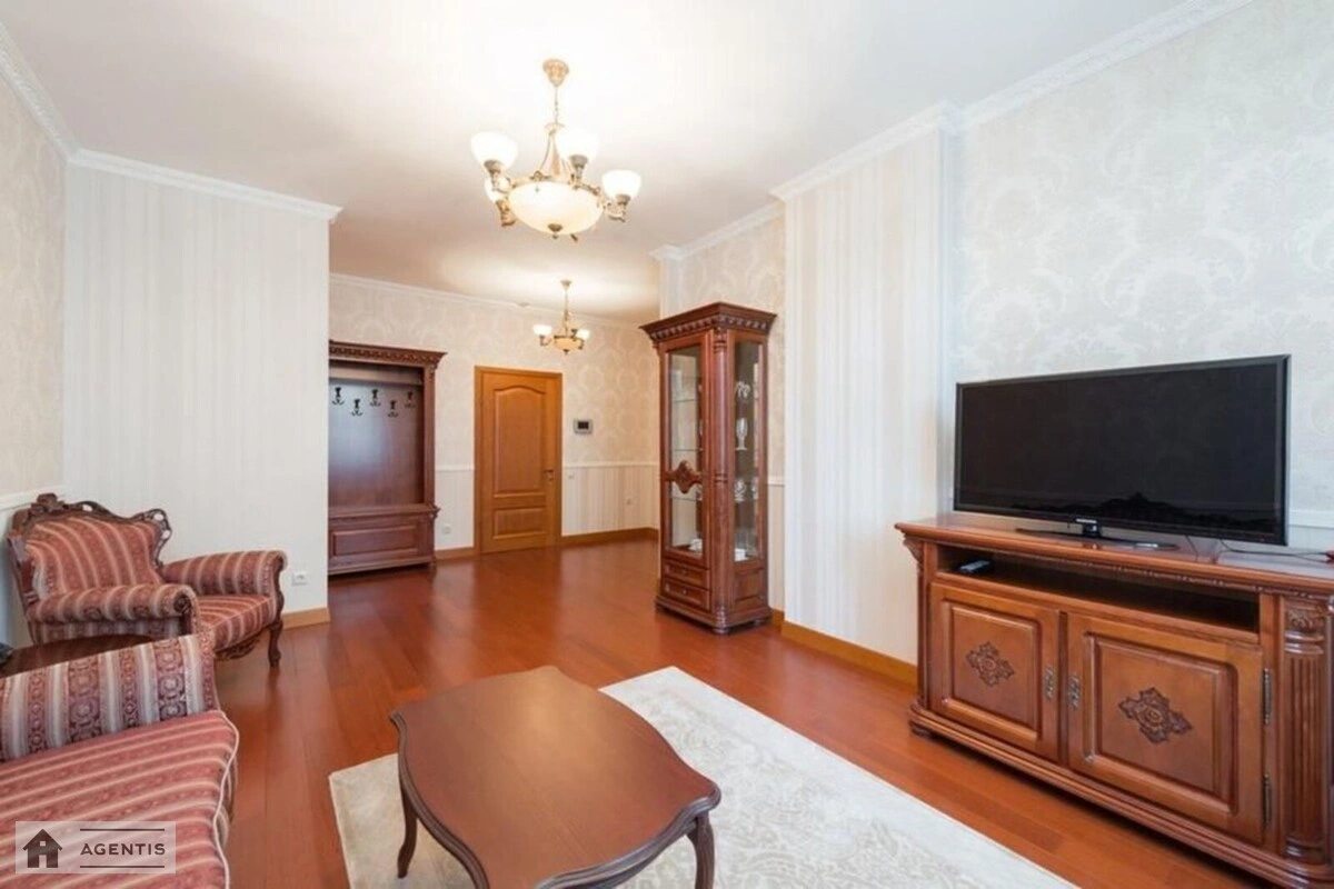 Apartment for rent 2 rooms, 73 m², 3rd fl./7 floors. 6, Hryhoriya Skovorody vul., Kyiv. 