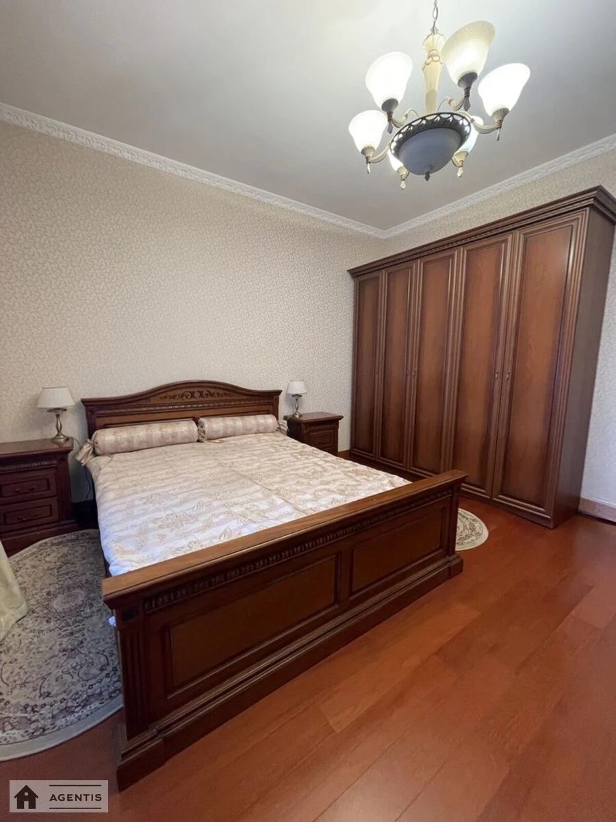 Apartment for rent 2 rooms, 73 m², 3rd fl./7 floors. 6, Hryhoriya Skovorody vul., Kyiv. 