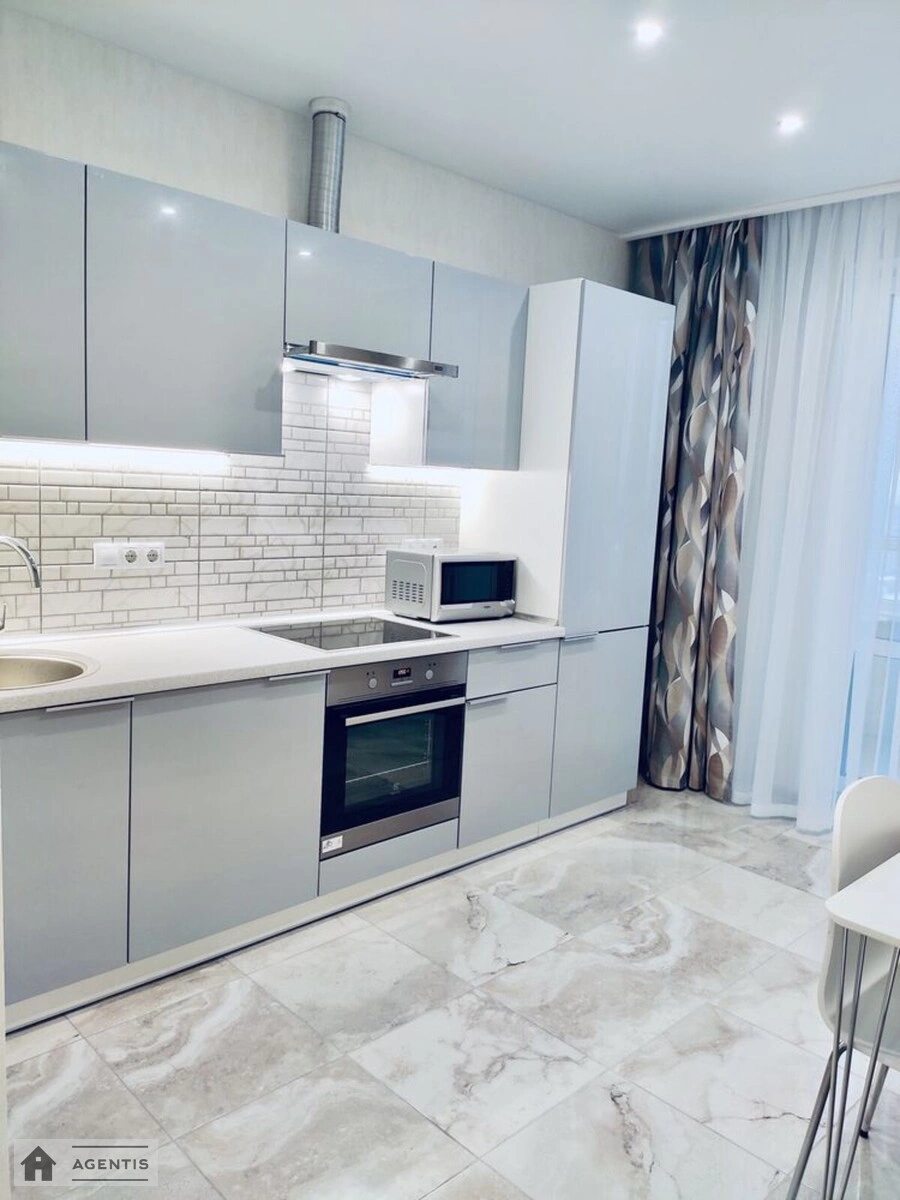 Здам квартиру 1 кімната, 43 m², 20 пов./25 поверхів. 1, Шолуденка 1, Київ. 