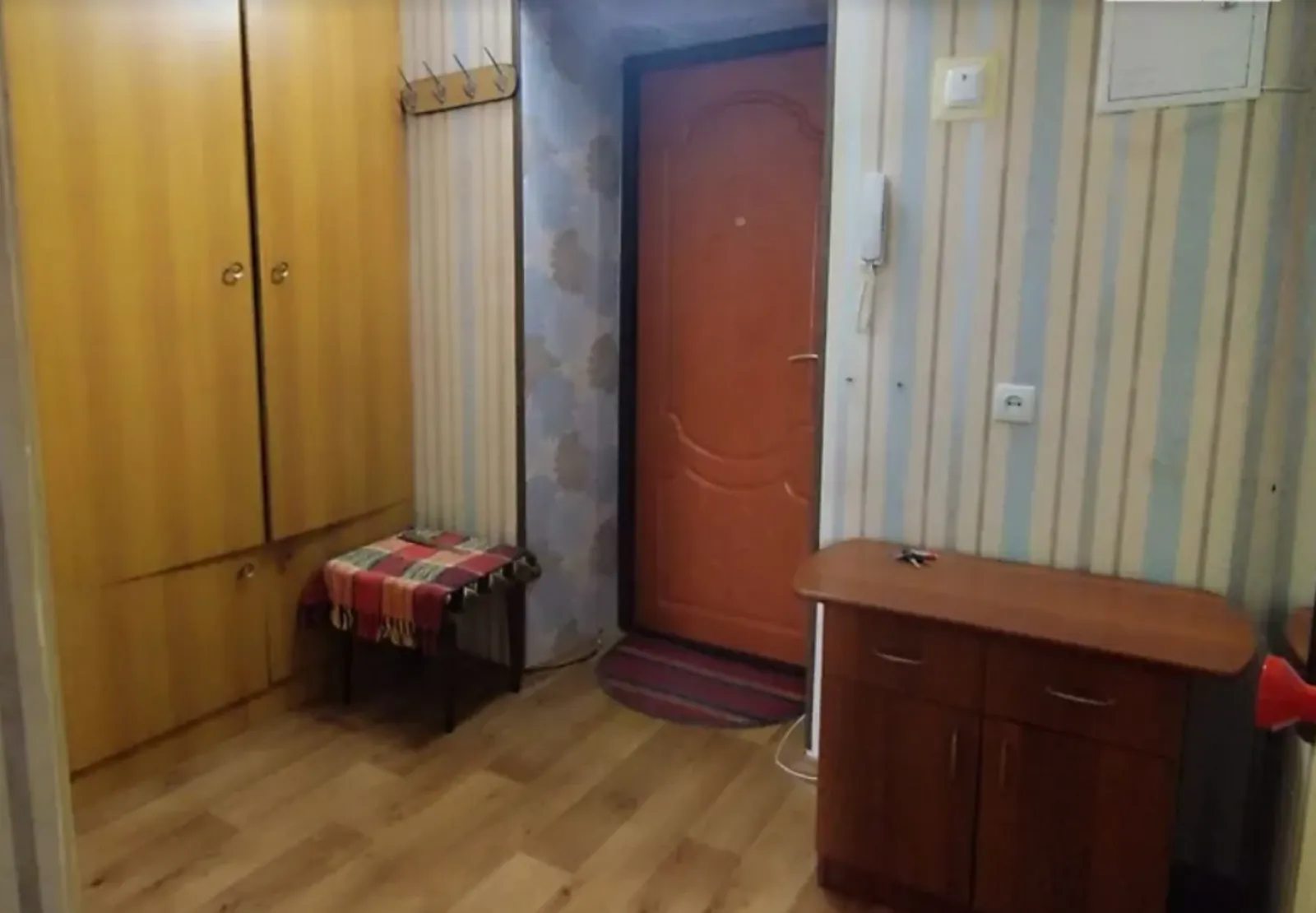 Apartments for sale 1 room, 38 m², 4th fl./5 floors. Восточный, Ternopil. 