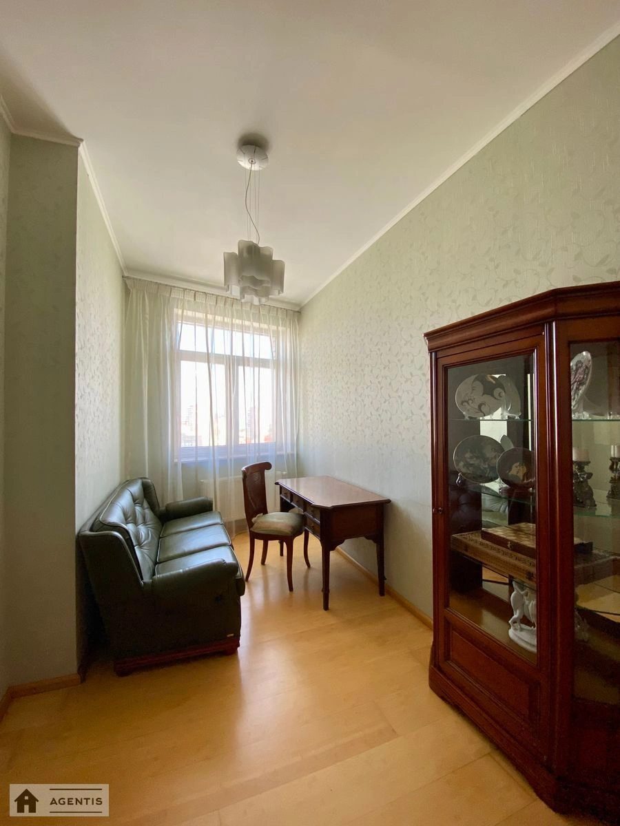 Apartment for rent 3 rooms, 165 m², 16th fl./25 floors. 36, Yevhena Konovaltsya vul. Shchorsa, Kyiv. 