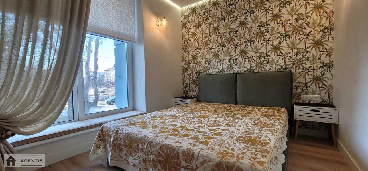 Apartment for rent 2 rooms, 60 m², 2nd fl./16 floors. 15, Krakivska 15, Kyiv. 