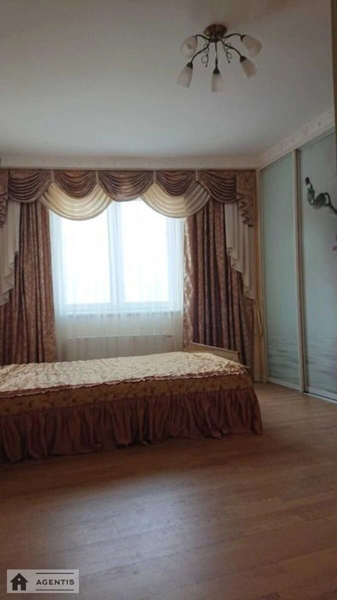 Apartment for rent 3 rooms, 98 m², 22nd fl./25 floors. 121, Beresteyskyy prosp. Peremohy, Kyiv. 