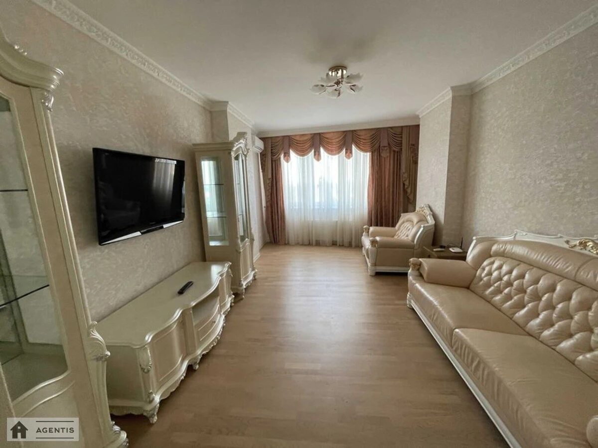 Apartment for rent 3 rooms, 98 m², 22nd fl./25 floors. 121, Beresteyskyy prosp. Peremohy, Kyiv. 