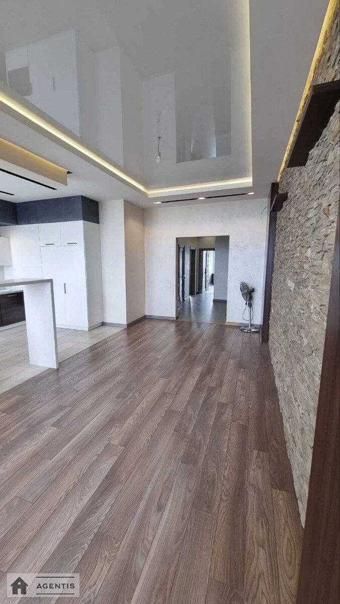 Apartment for rent 3 rooms, 98 m², 18th fl./23 floors. 4, Parkovo-Syretska vul. Tymofiya Shamryla, Kyiv. 