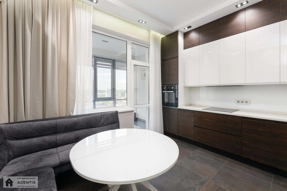 Apartment for rent 1 room, 55 m², 22nd fl./23 floors. 6, Truskavetcka 6, Kyiv. 