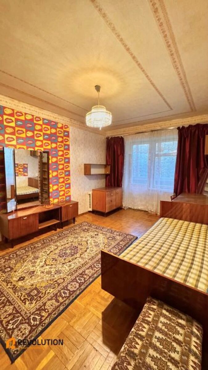 Apartment for rent 3 rooms, 63 m², 4th fl./9 floors. 30, Lomonosova 30, Kyiv. 