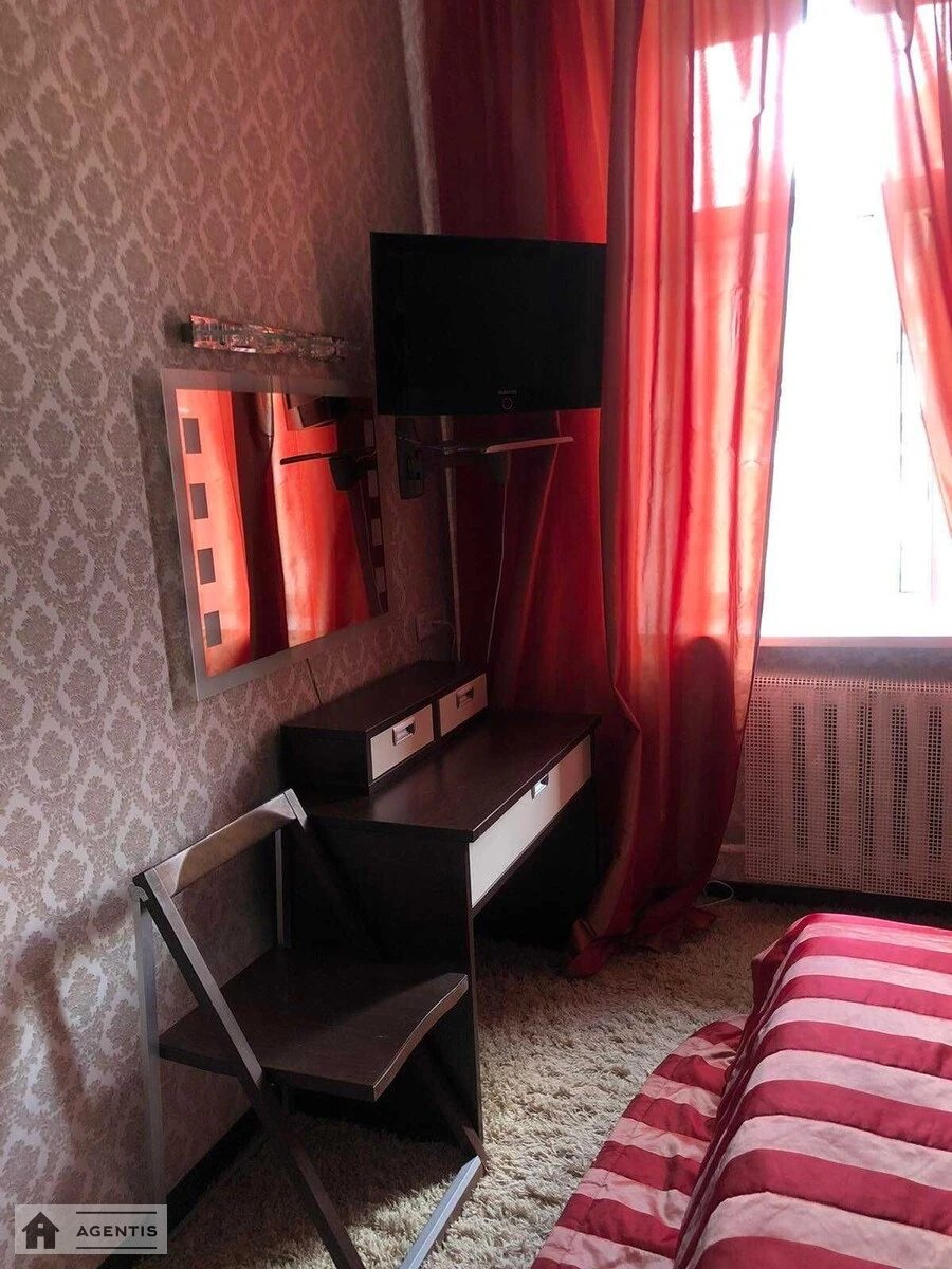 Apartment for rent 2 rooms, 65 m², 6th fl./6 floors. 25, Antonovycha vul. Horkoho, Kyiv. 