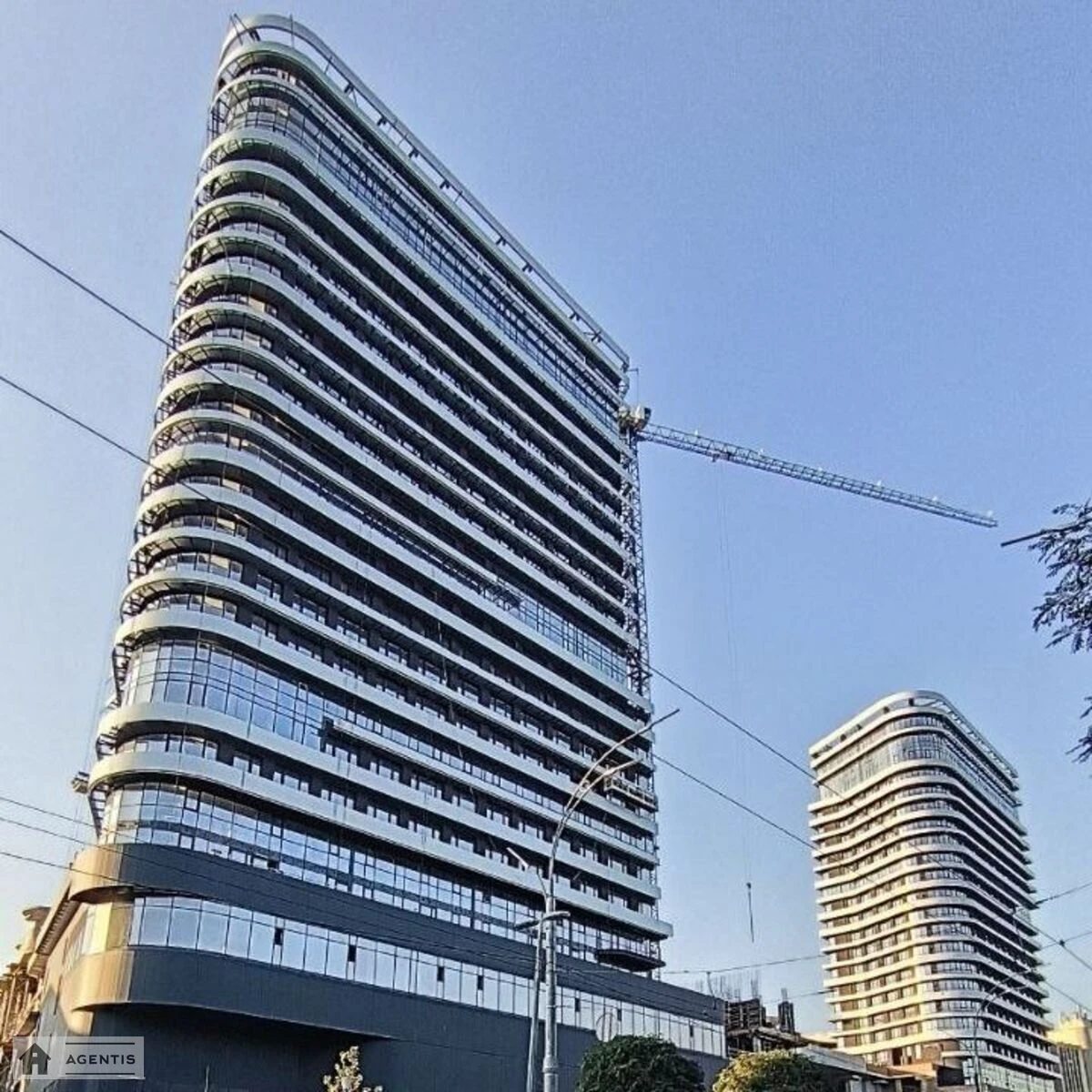 Сдам квартиру 1 комната, 45 m², 8 эт./23 этажа. 4, Ужгородская 4, Киев. 