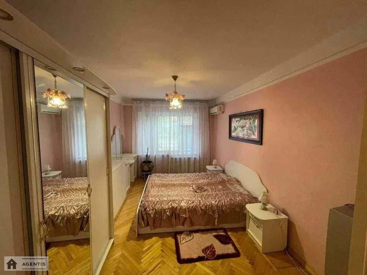 Здам квартиру 2 кімнати, 45 m², 1 пов./9 поверхів. 6, Лісовий 6, Київ. 