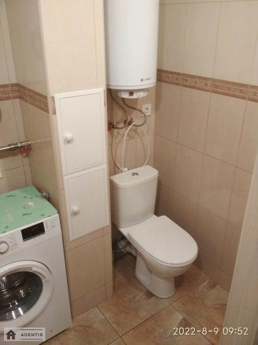 Здам квартиру 1 кімната, 35 m², 2 пов./9 поверхів. 1, Олександра Махова вул. (Жолудєва), Київ. 